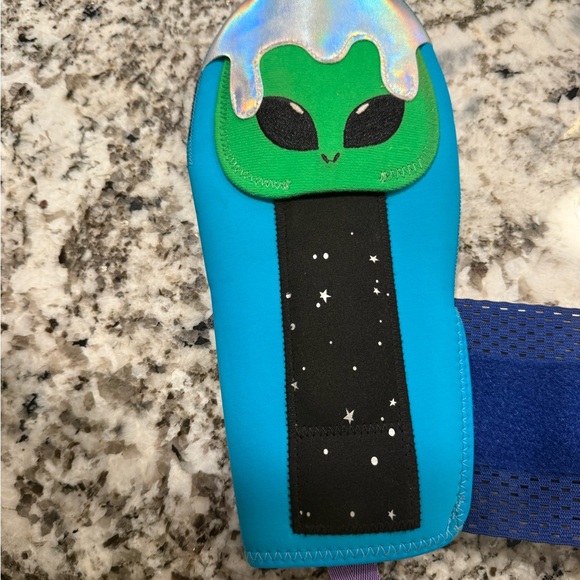 Absolutely Ridiculous Outer Space Sliding Mitt - Picture 3 of 4
